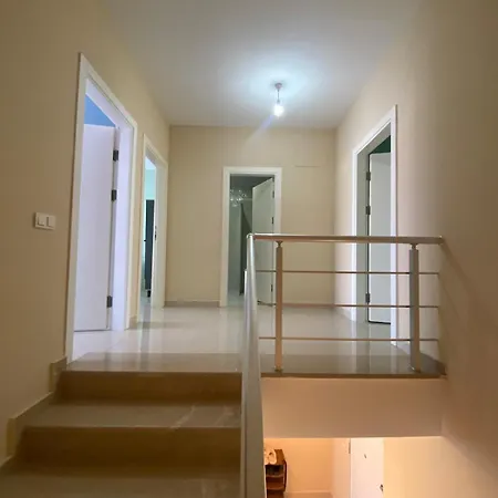 아파트 Four-bedroom By The Sea 알란야